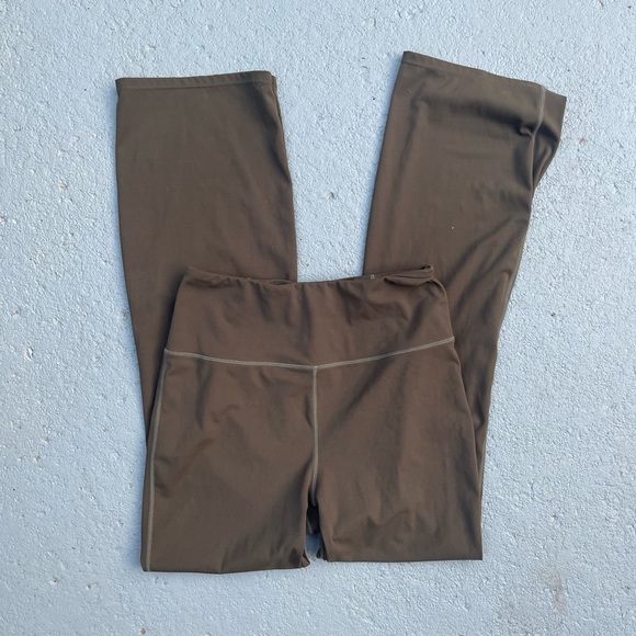 Halara Olive Green Flare Legging Size Medium - Picture 3 of 4